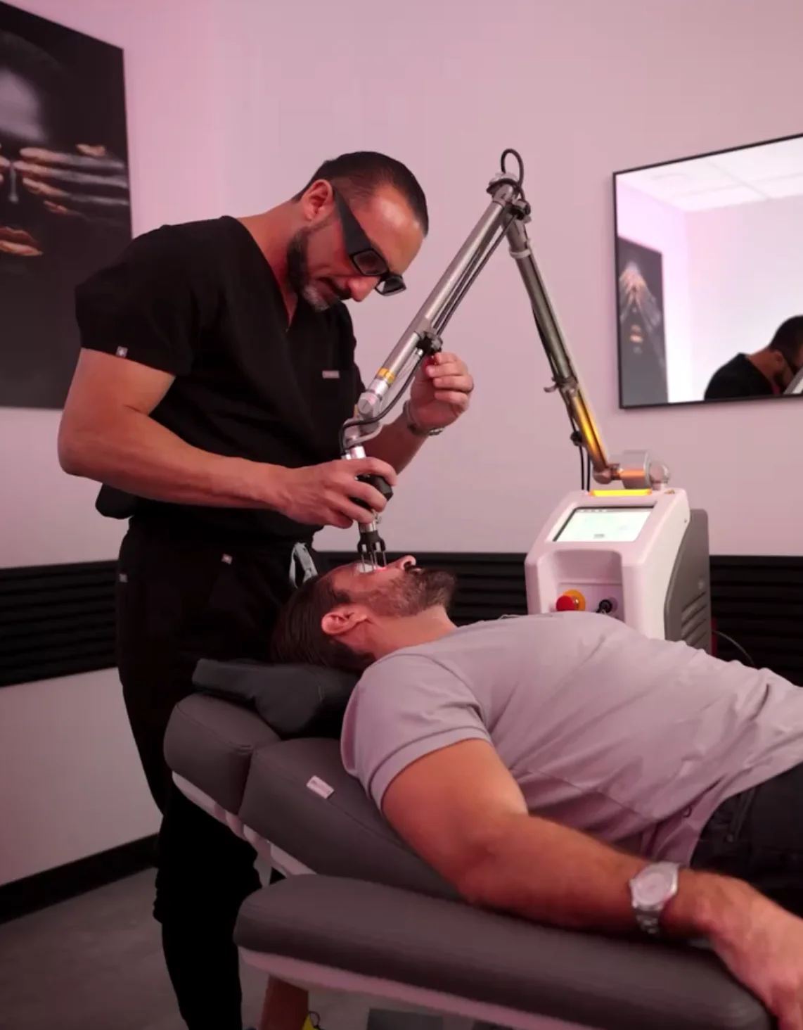 CO₂ Skin Laser Resurfacing